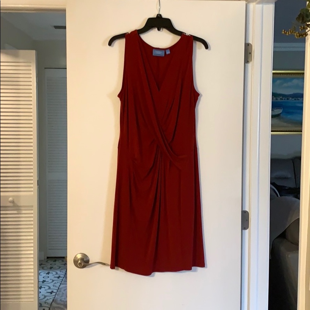 Beautiful cranberry drink that dress